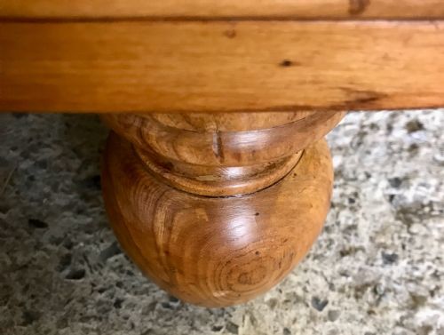 VICTORIAN PINE CHEST OF DRAWERS - ADDITIONAL PHOTO 4
