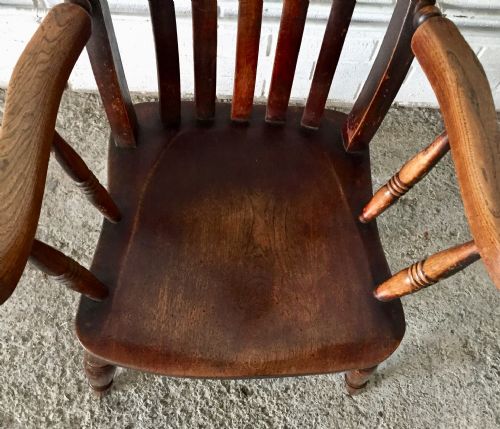 VICTORIAN ELM AND BEECH WINDSOR CARVER CHAIR - ADDITIONAL PHOTO 3