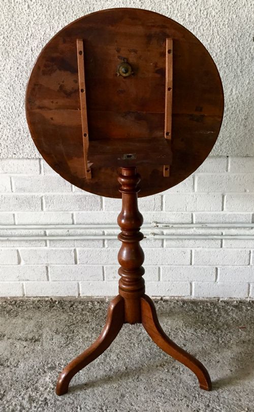 VICTORIAN MAHOGANY TILT TOP TABLE ON TRIPOD LEGS - ADDITIONAL PHOTO 11