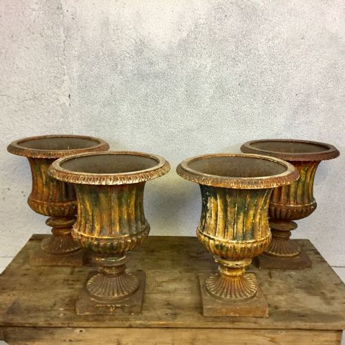 set of victorian cast iron garden urns - CATEGORY: ANTIQUE METAL - DATED VICTORIAN