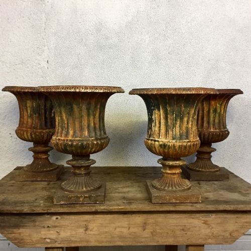 SET OF VICTORIAN CAST IRON GARDEN URNS - ADDITIONAL PHOTO 1