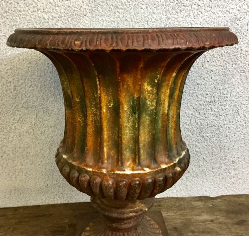 SET OF VICTORIAN CAST IRON GARDEN URNS - ADDITIONAL PHOTO 4