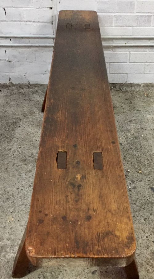 19TH CENTURY PINE BENCH - ADDITIONAL PHOTO 2