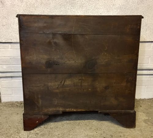 CIRCA 1800 MAHOGANY GRADUATED CHEST OF DRAWERS - ADDITIONAL PHOTO 10