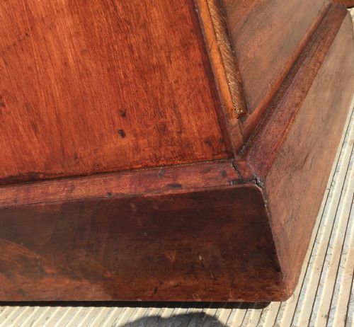 VICTORIAN MAHOGANY KNEEHOLE DESK - ADDITIONAL PHOTO 7