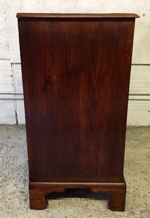 GEORGIAN MAHOGANY CHEST OF DRAWERS - ADDITIONAL PHOTO 8