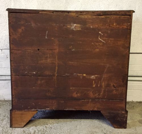 GEORGIAN MAHOGANY CHEST OF DRAWERS - ADDITIONAL PHOTO 9