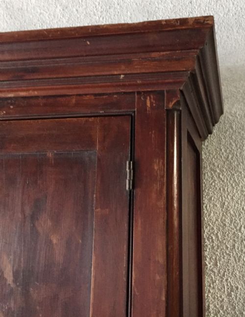 19TH CENTURY PINE HOUSEKEEPERS CUPBOARD IN ORIGINAL FINISH - ADDITIONAL PHOTO 2