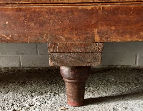 19TH CENTURY PINE HOUSEKEEPERS CUPBOARD IN ORIGINAL FINISH - ADDITIONAL PHOTO 16