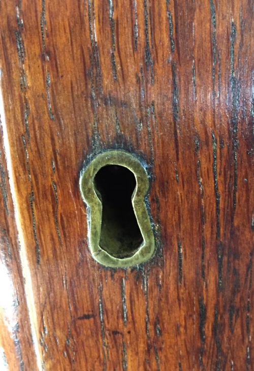 19TH CENTURY OAK AND ELM HOUSEKEEPERS CUPBOARD - ADDITIONAL PHOTO 20
