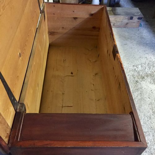 VICTORIAN PINE MULE CHEST WITH INTERNAL CANDLE BOX - ADDITIONAL PHOTO 7