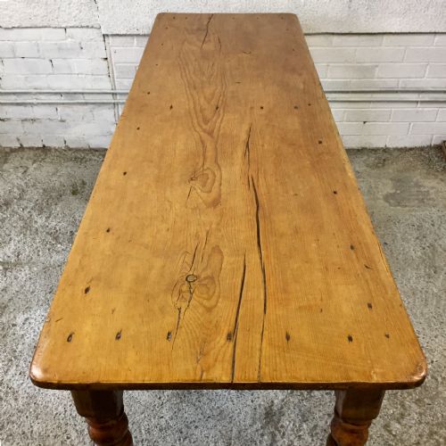 EARLY VICTORIAN SINGLE PLANK TOP PINE TABLE - ADDITIONAL PHOTO 3