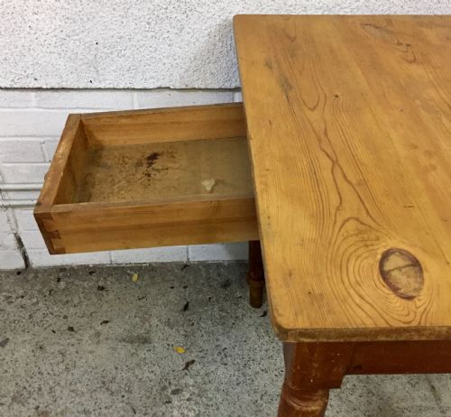 CIRCA 1900 PINE SQUARE TOP TABLE - ADDITIONAL PHOTO 5