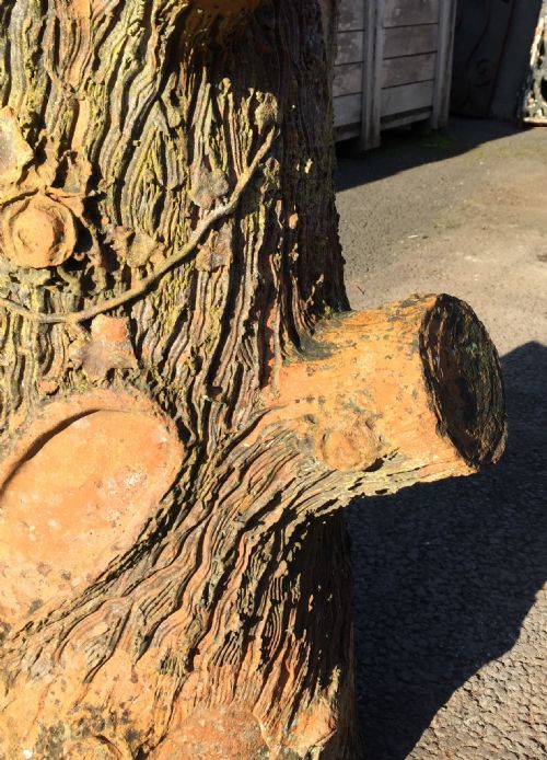 TERRACOTTA TREE TRUNK PLANTER - ADDITIONAL PHOTO 4