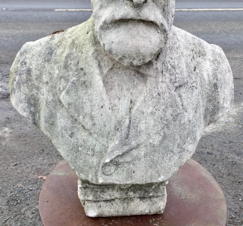 19TH CENTURY LIMESTONE BUST OF AN UNKNOWN GENTLEMAN - ADDITIONAL PHOTO 2
