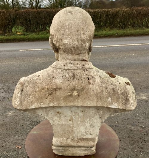19TH CENTURY LIMESTONE BUST OF AN UNKNOWN GENTLEMAN - ADDITIONAL PHOTO 6