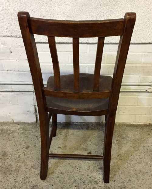 CIRCA 1900 SET OF 4 ELM AND BEECH KITCHEN CHAIRS - ADDITIONAL PHOTO 6
