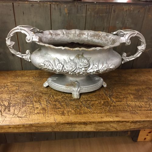 victorian cast iron 2 handled urn - CATEGORY: ANTIQUE METAL - DATED VICTORIAN