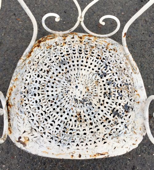 PAIR OF 1920S FRENCH WROUGHT IRON CHAIRS - ADDITIONAL PHOTO 3