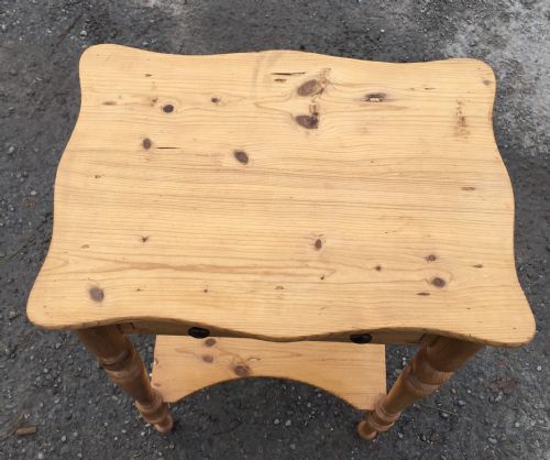 VICTORIAN PINE SIDE TABLE WITH 2 DRAWERS AND A SHELF - ADDITIONAL PHOTO 3