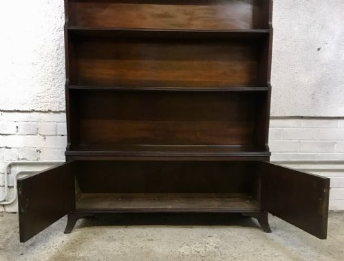 GEORGIAN MAHOGANY WATERFALL BOOKCASE WITH CUPBOARD TO BASE - ADDITIONAL PHOTO 2