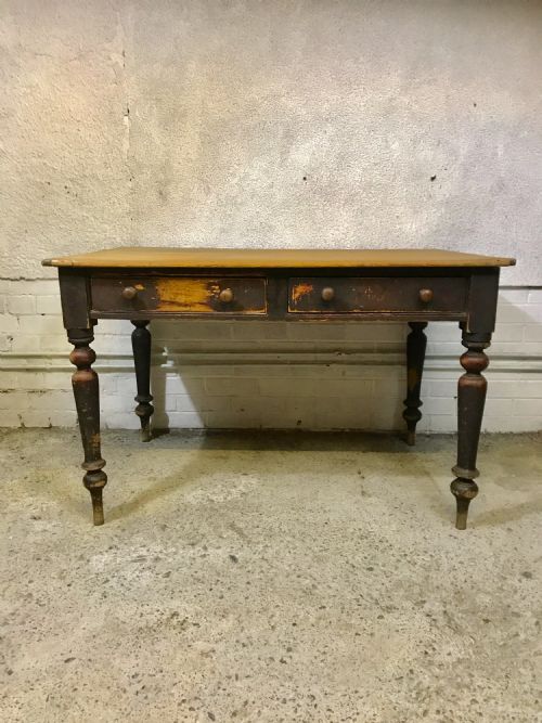 early 19th century pine scrub top table with 2 drawers - CATEGORY: ANTIQUE TABLES - DATED 19TH CENTURY