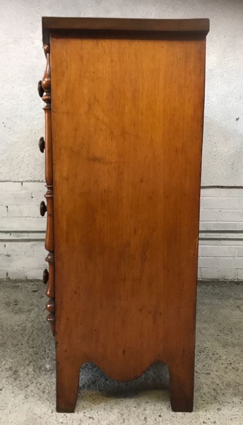 EARLY VICTORIAN MAHOGANY BOW FRONT CHEST OF DRAWERS - ADDITIONAL PHOTO 12