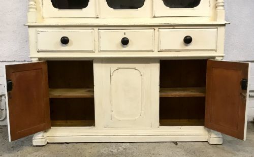 VICTORIAN PINE DRESSER WITH ORIGINAL BLUE PAINT INSIDE - ADDITIONAL PHOTO 14