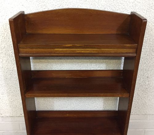 EDWARDIAN MAHOGANY BOOKCASE - ADDITIONAL PHOTO 2