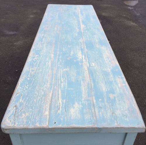 EARLY 19TH CENTURY PINE SERVING TABLE WITH LAYERS OF OLD PAINT - ADDITIONAL PHOTO 1