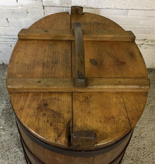 19TH CENTURY COOPERED BARREL - ADDITIONAL PHOTO 12