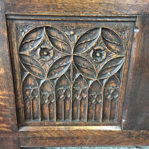 19TH CENTURY OAK CHEST WITH BLIND TRACERY AND LINEN FOLD PANELS - ADDITIONAL PHOTO 10