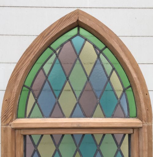 VICTORIAN PINE FRAMED ARCH TOP WINDOW WITH LEAD LIGHT PANELS - ADDITIONAL PHOTO 1