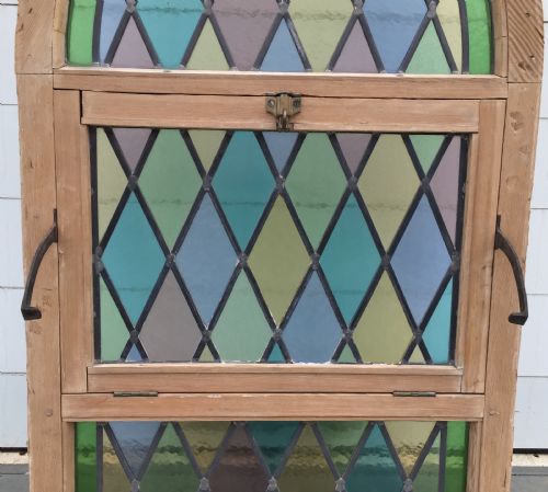 VICTORIAN PINE FRAMED ARCH TOP WINDOW WITH LEAD LIGHT PANELS - ADDITIONAL PHOTO 7
