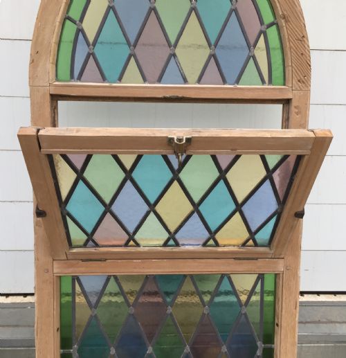 VICTORIAN PINE FRAMED ARCH TOP WINDOW WITH LEAD LIGHT PANELS - ADDITIONAL PHOTO 9
