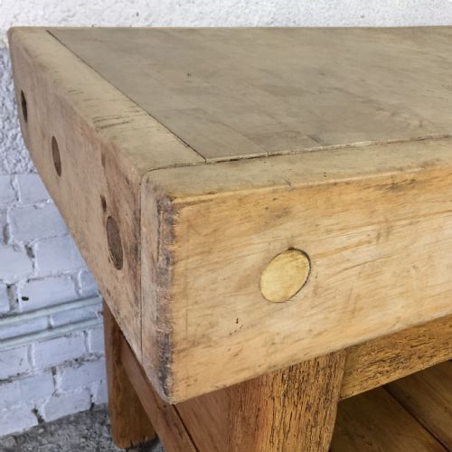 EARLY 20TH CENTURY BUTCHERS BLOCK ON BASE - ADDITIONAL PHOTO 4
