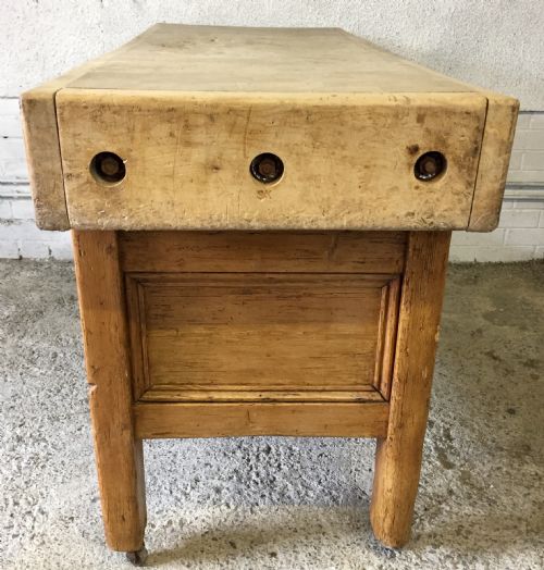 EARLY 20TH CENTURY BUTCHERS BLOCK ON BASE - ADDITIONAL PHOTO 9