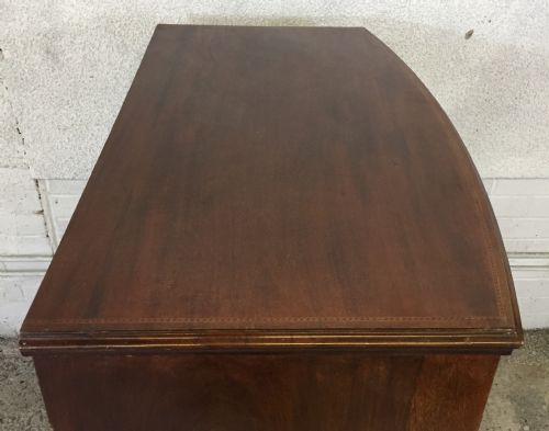 EDWARDIAN MAHOGANY BOW FRONT CHEST OF DRAWERS - ADDITIONAL PHOTO 3