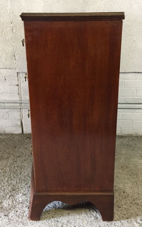 EDWARDIAN MAHOGANY BOW FRONT CHEST OF DRAWERS - ADDITIONAL PHOTO 8