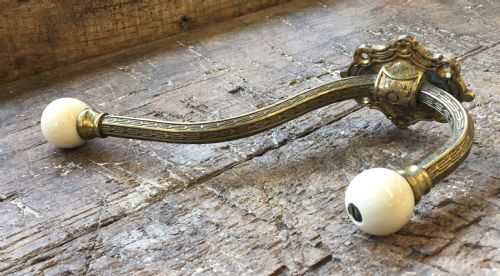 SET OF 5 LARGE VICTORIAN HAT AND COAT HOOKS - ADDITIONAL PHOTO 2