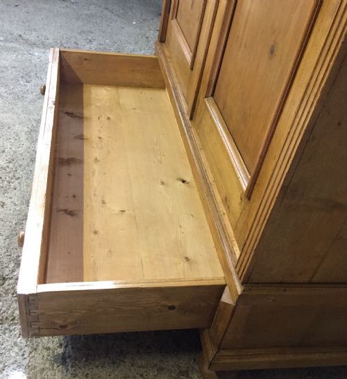 PINE CUPBOARD INTERNALLY FITTED WITH PIGEON HOLES - ADDITIONAL PHOTO 8