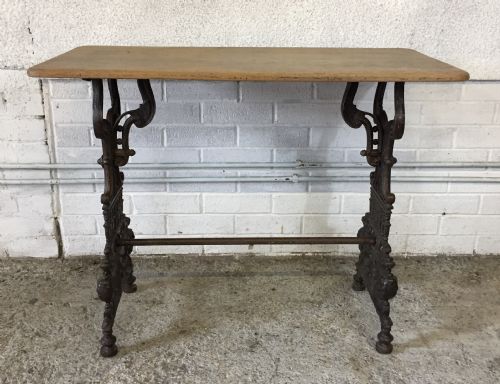 VICTORIAN PUB TABLE WITH CAST IRON BASE AND ORIGINAL MAHOGANY TOP - ADDITIONAL PHOTO 13