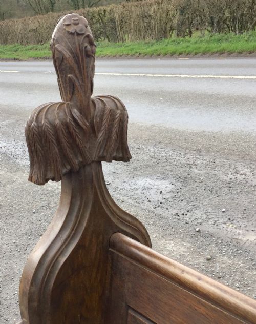 LARGE VICTORIAN CARVED OAK PEW - ADDITIONAL PHOTO 4