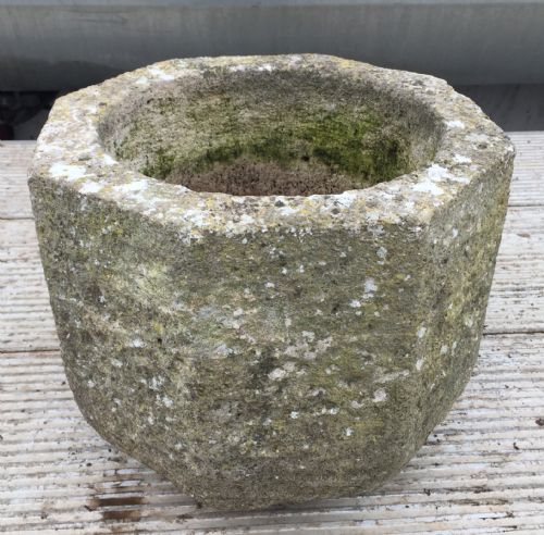 PAIR OF 19TH CENTURY HAND CARVED STONE POTS PLANTERS - ADDITIONAL PHOTO 1