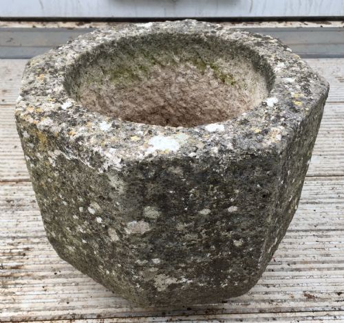 PAIR OF 19TH CENTURY HAND CARVED STONE POTS PLANTERS - ADDITIONAL PHOTO 7
