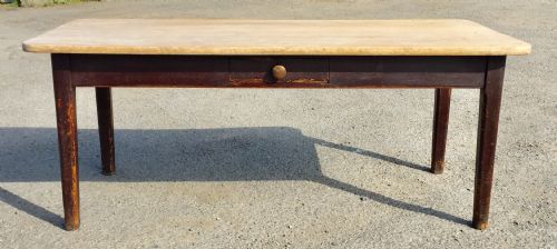 19TH CENTURY PINE SCRUB TOP TABLE IN ORIGINAL PAINT FINISH - ADDITIONAL PHOTO 5