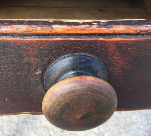 19TH CENTURY PINE SCRUB TOP TABLE IN ORIGINAL PAINT FINISH - ADDITIONAL PHOTO 9