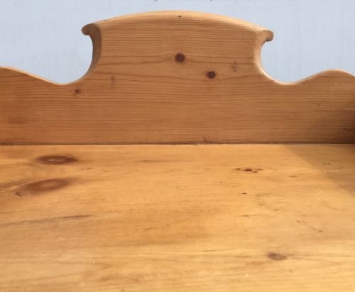 VICTORIAN PINE WASHSTAND WITH SHAPED GALLERY BACK - ADDITIONAL PHOTO 2