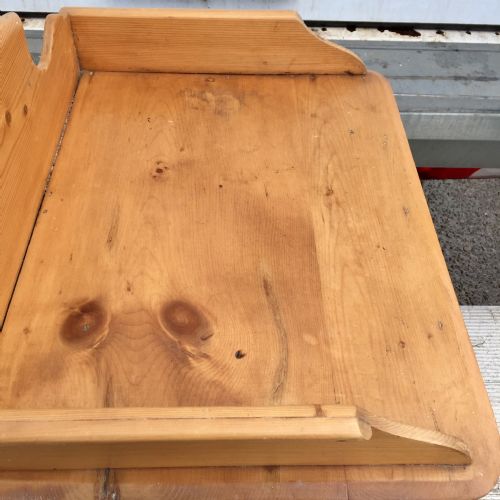 VICTORIAN PINE WASHSTAND WITH SHAPED GALLERY BACK - ADDITIONAL PHOTO 4