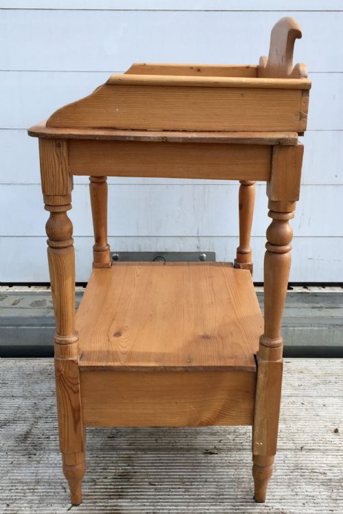 VICTORIAN PINE WASHSTAND WITH SHAPED GALLERY BACK - ADDITIONAL PHOTO 10